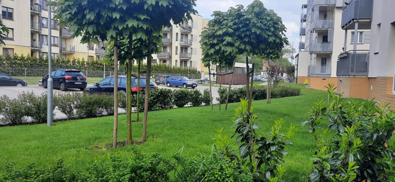 Paryska Home โควอบเซก ภายนอก รูปภาพ
