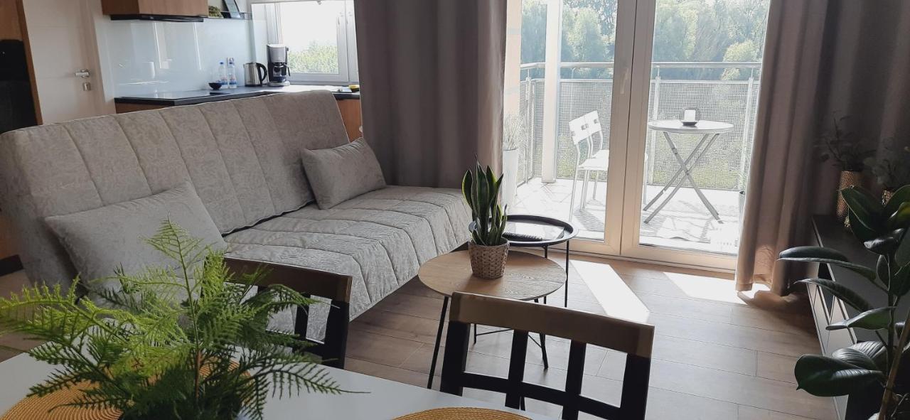 Paryska Home โควอบเซก ภายนอก รูปภาพ